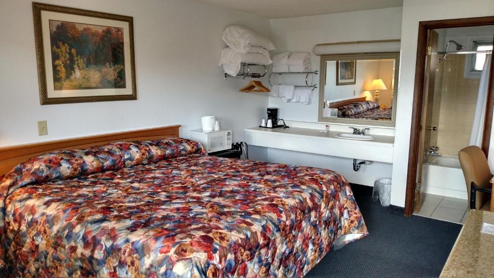 Room image 3